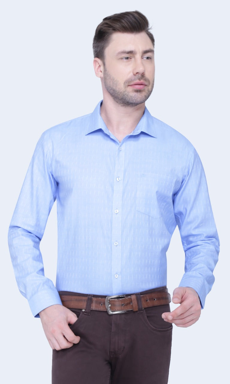 100% Cotton, Yarn Dyed, Dobby, Full Sleeves,Semi Slim Fit,Light Sky Blue, Men,Shirt